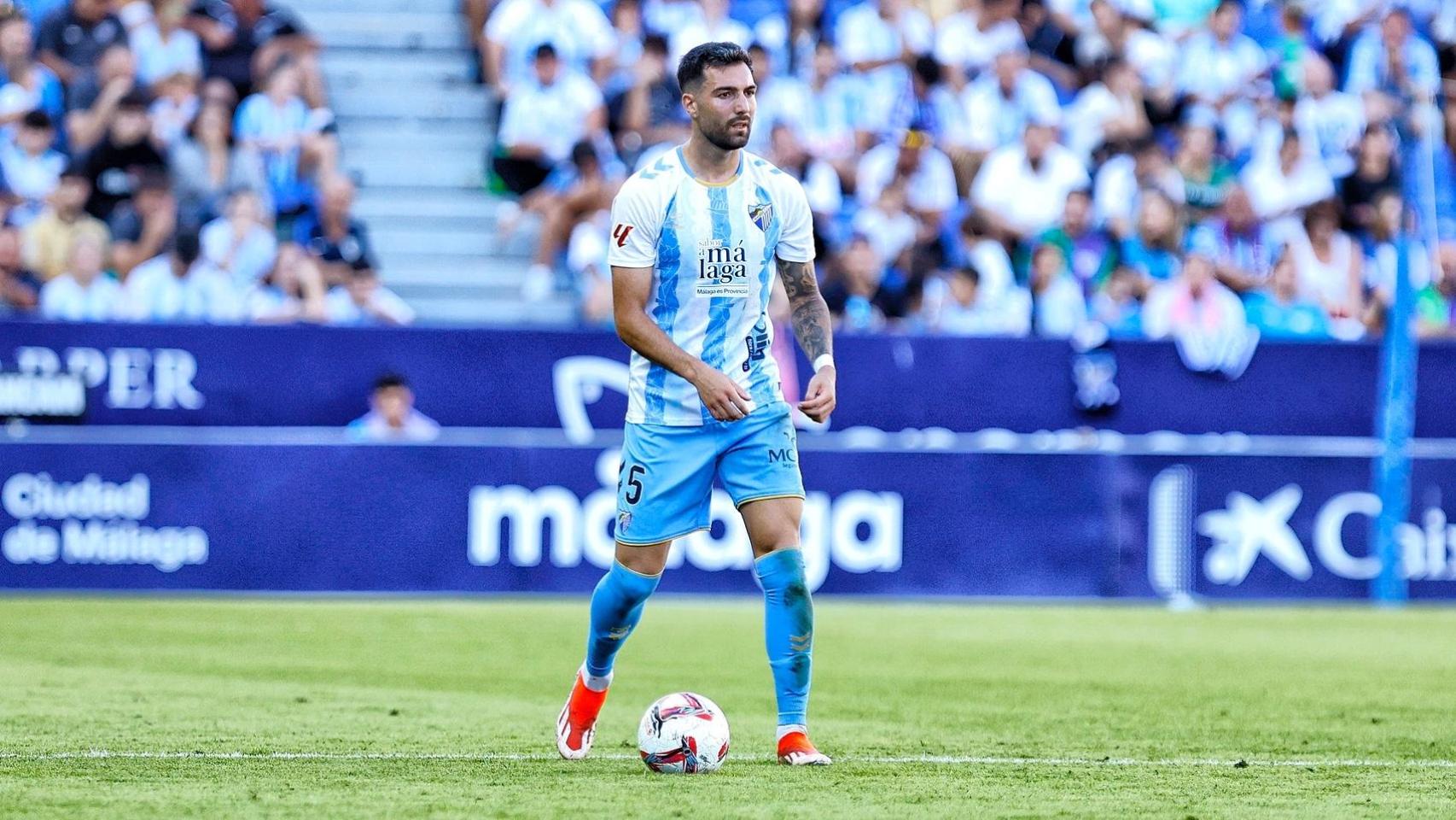 Álex Pastor durante una partido con el Málaga CF