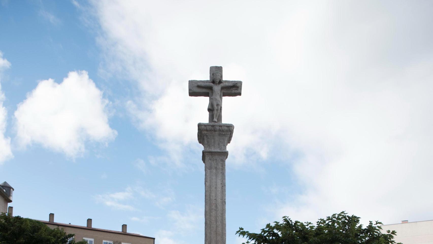 Acaban en A Coruña los trabajos de restauración del cruceiro de Labañou