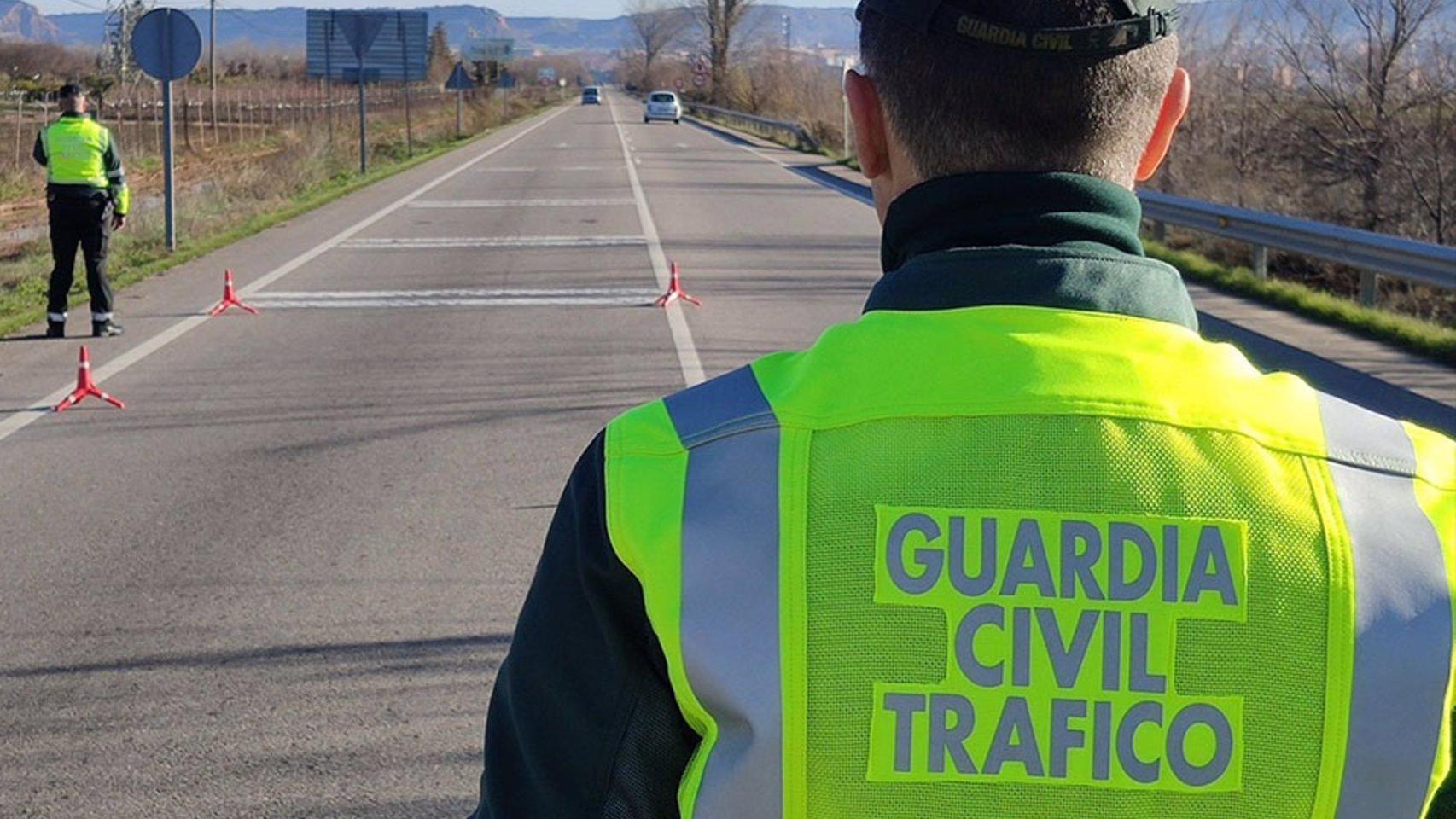 Un agente de la Guardia Civil de Tráfico.