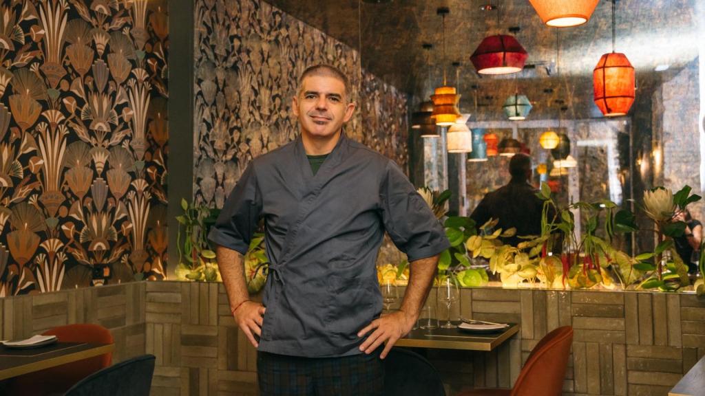 El chef Miguel Pisano en su nuevo restaurante.