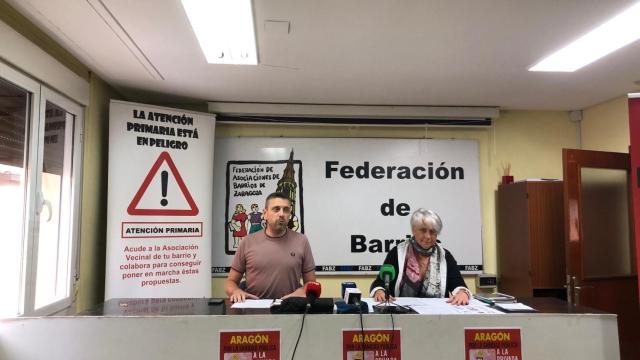 Arturo Sancho, presidente de FABZ, y Ana Lasierra, responsable de la comisión de Salud, en la presentación de la manifestación de este sábado.