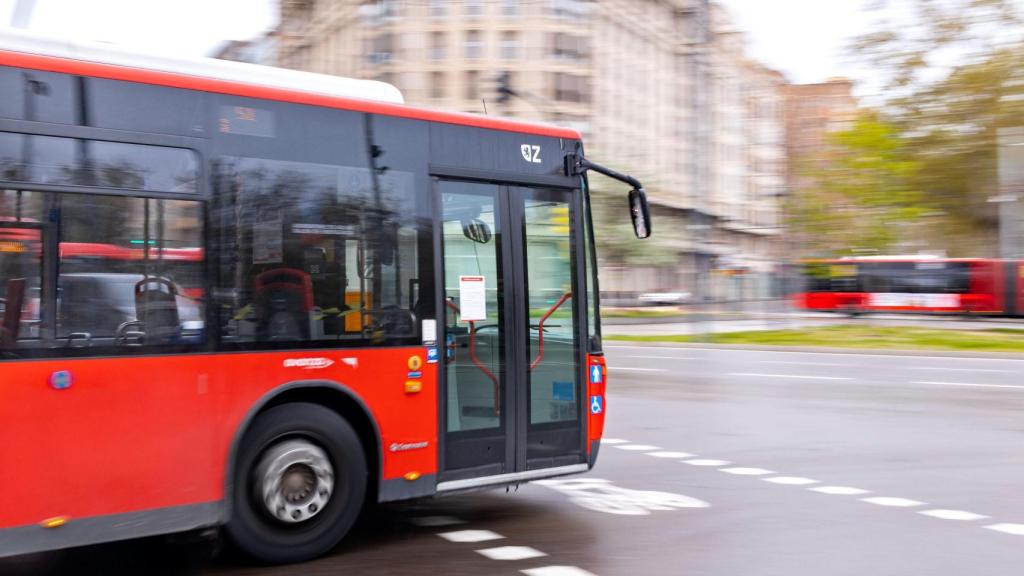 Un de los autobuses de Zaragoza.