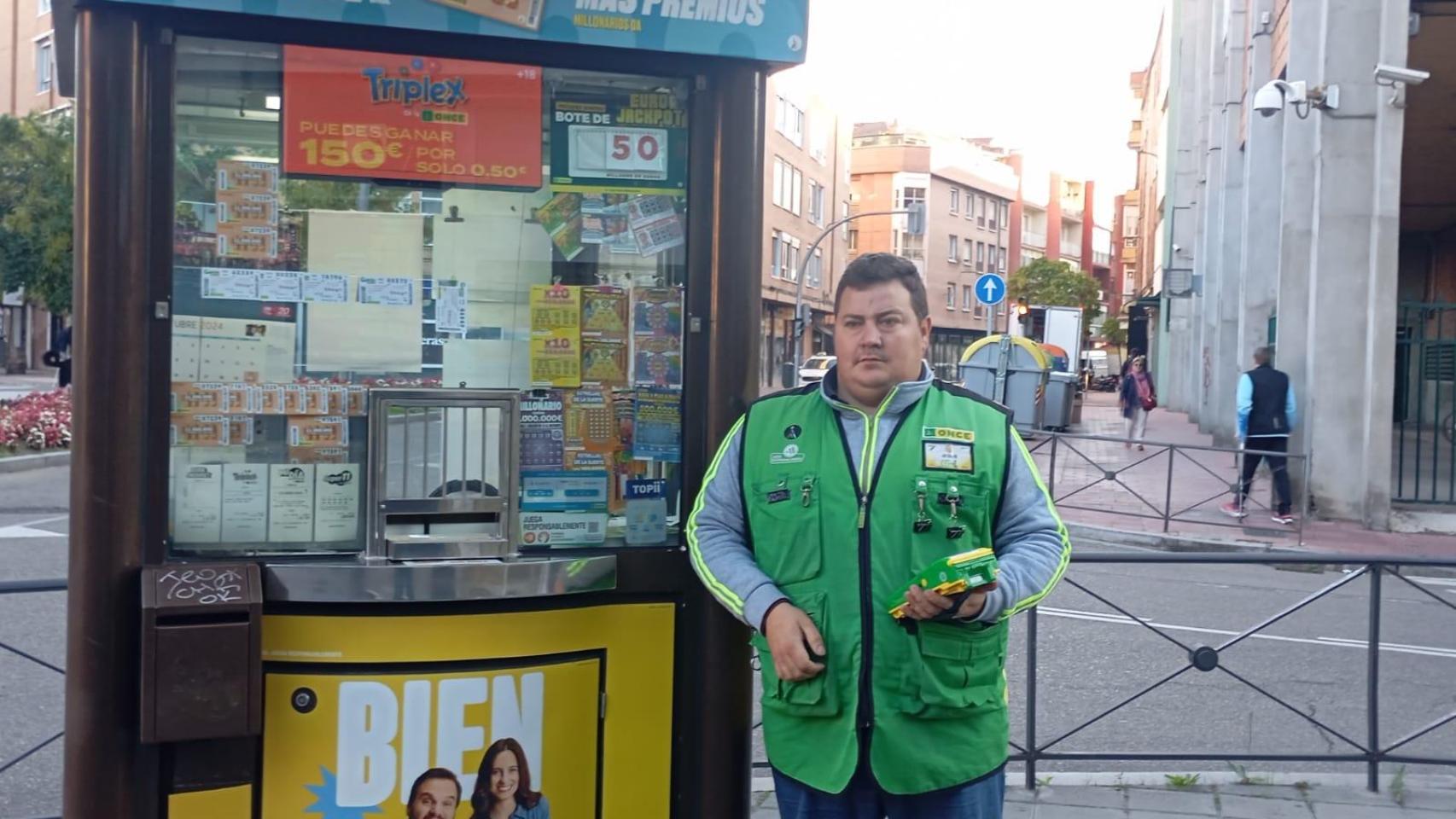 El vendedor de la ONCE Jesús Vaquero