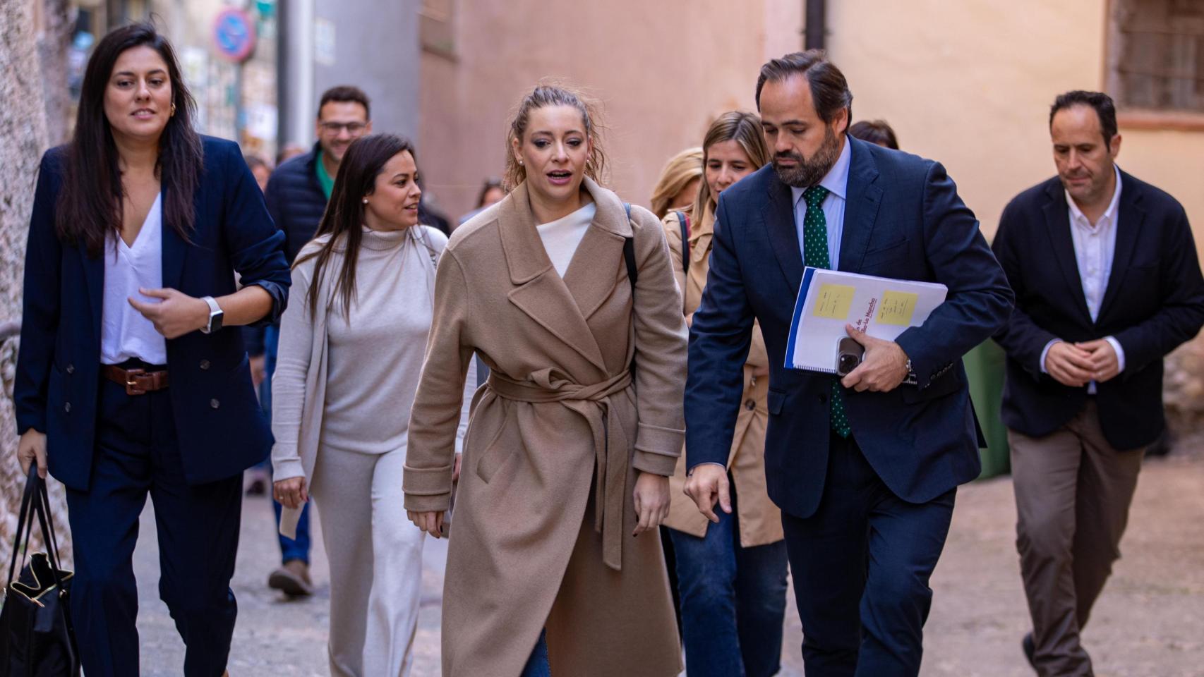 Paco Núñez junto a Ester Muñoz en Cuenca.