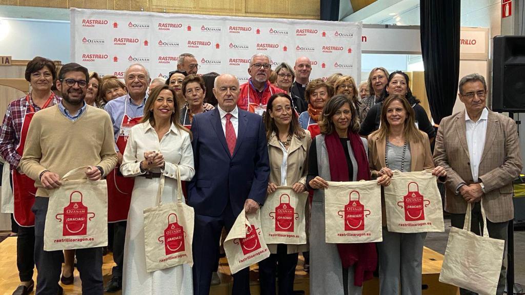 Este 25 de octubre se ha inaugurado el Rastrillo con la presencia de representantes políticos y voluntarios.