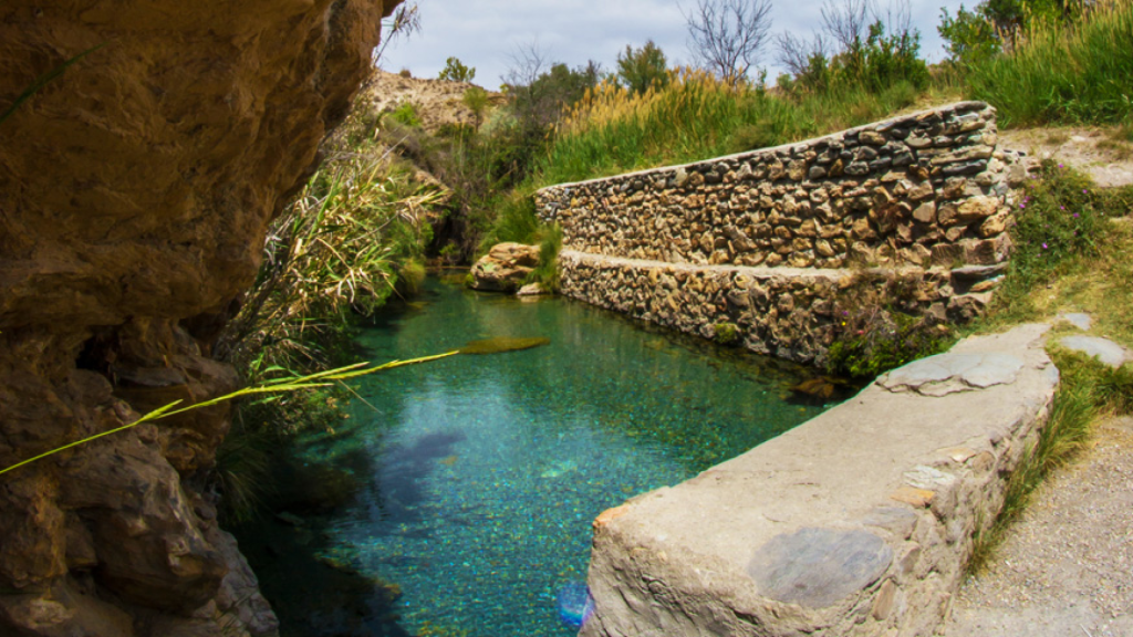 Piscinas de agua templada en Serón.