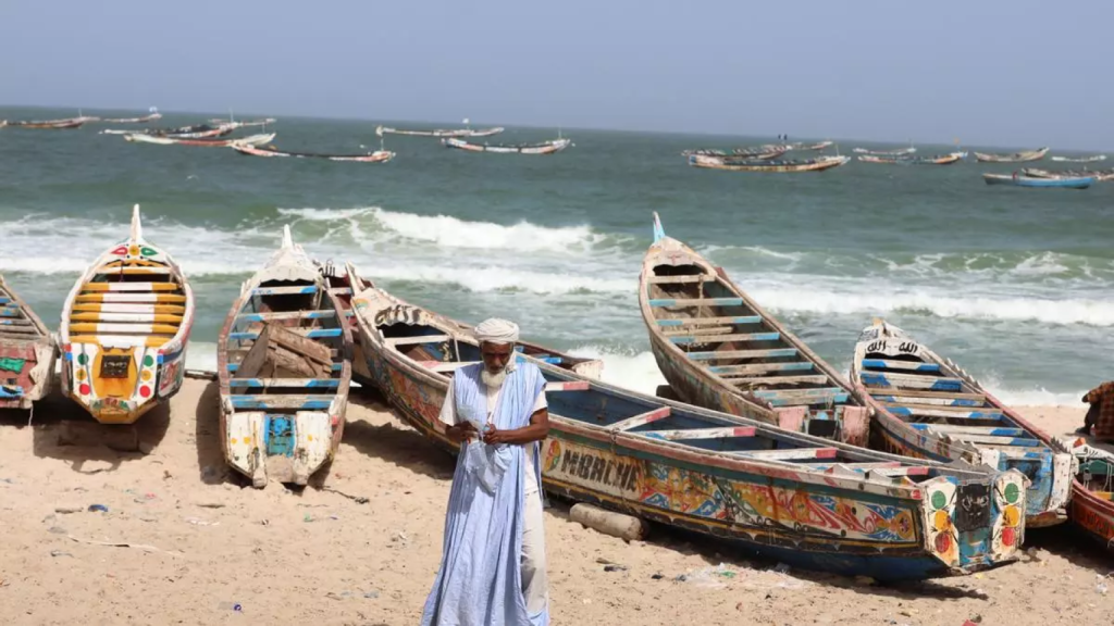 Barcos de pesca en Nouakchott, Mauritania.