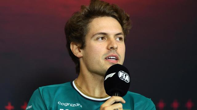 Felipe Drugovich atendiendo a los medios en la previa del GP de México.