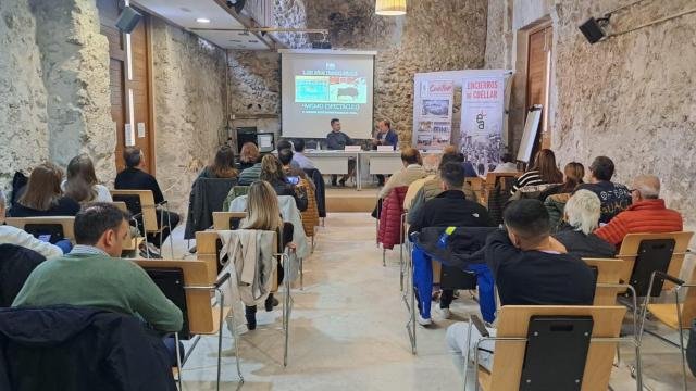 Alberto de Jesús en la conferencia sobre la historia de la Tauromaquia en Cuéllar.