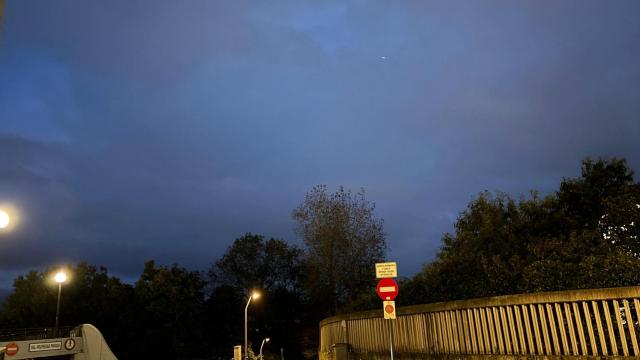 Cielo en A Coruña a primera hora de la mañana