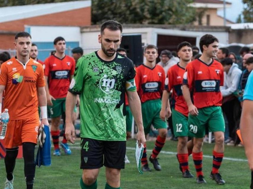 Juan Castrillo en un partido con el CD Villamuriel