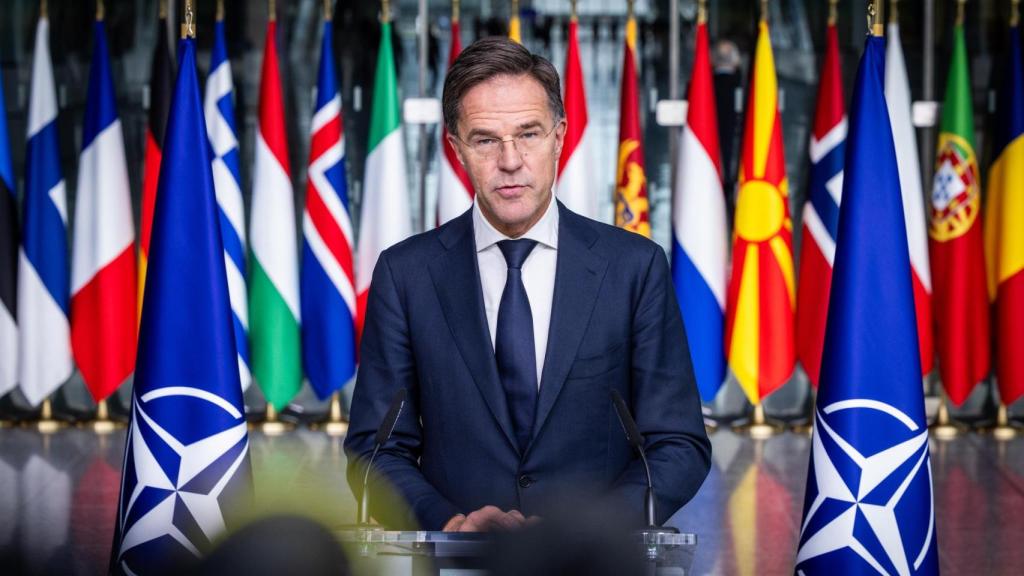 El secretario general de la OTAN, Mark Rutte, durante su comparecencia de este lunes en Bruselas