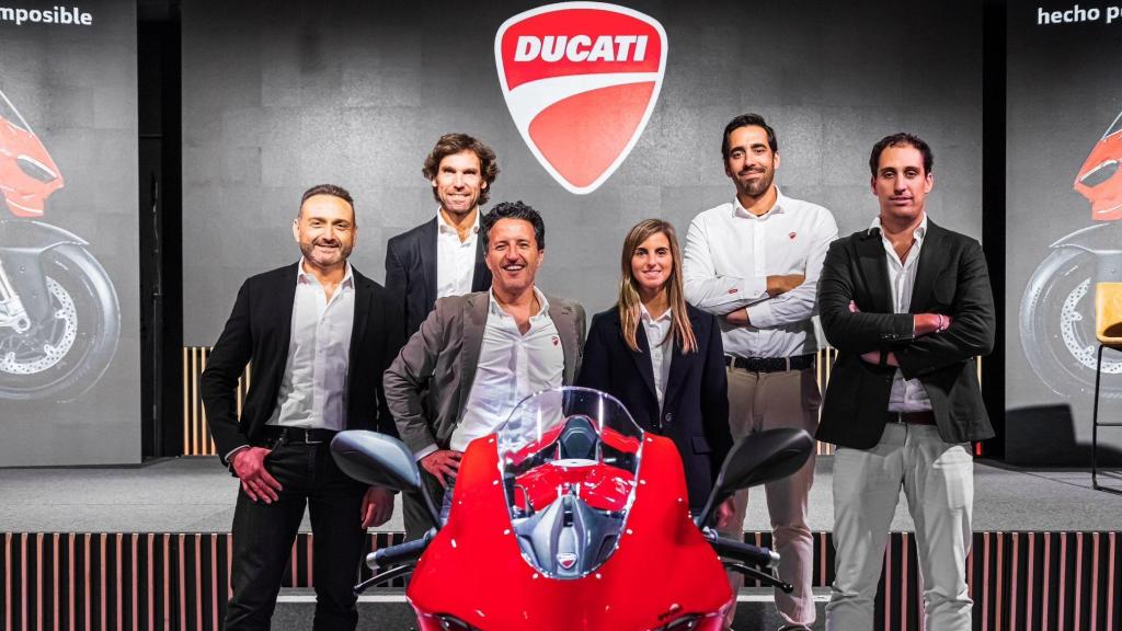 Representantes del equipo de Ducati en España y Portugal.