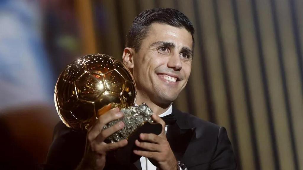 Rodrigo Hernández, ganador del Balón de Oro 2024. EFE