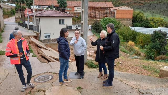 El diputado provincial José Carlos Tirado ha visitado Villalengua y Cimballa.