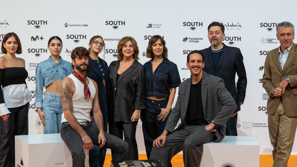 Los creadores y actores de 'La Favorita 1922' en el photocall de la presentación en la 2a edición del South International Series Festival.