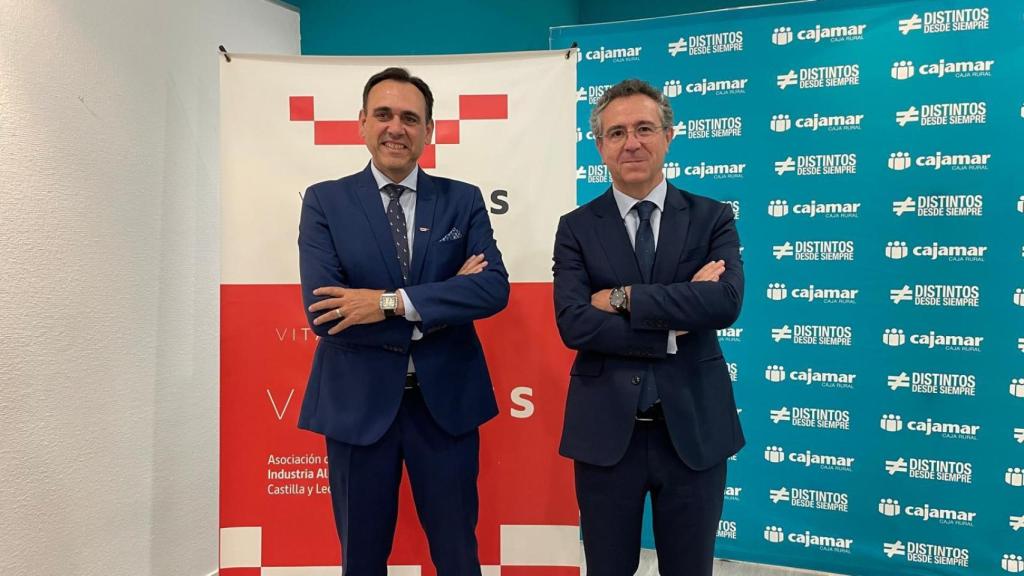 Santiago Miguel, presidente de Vitartis y Eduardo Baamonde, presidente de Cajamar.