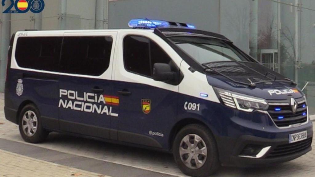 Furgón de la Policía Nacional