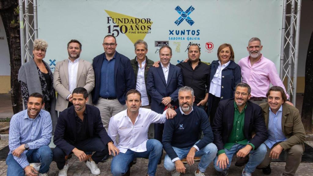 Miembros de Fundador y Xuntos Galicia.