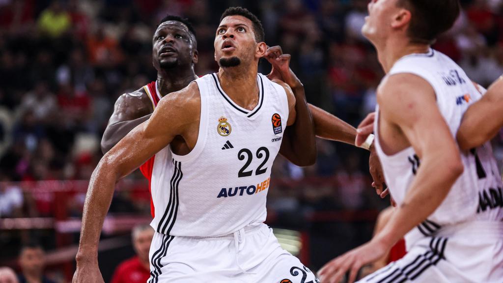 Tavares, en el partido del Real Madrid contra Olympiacos