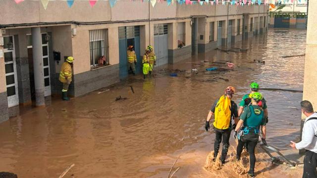 Dispositivo de rescate en Mira.