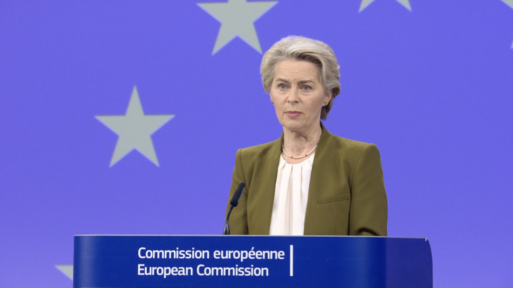 La presidenta de la Comisión, Ursula von der Leyen, durante su rueda de prensa de este miércoles en Bruselas