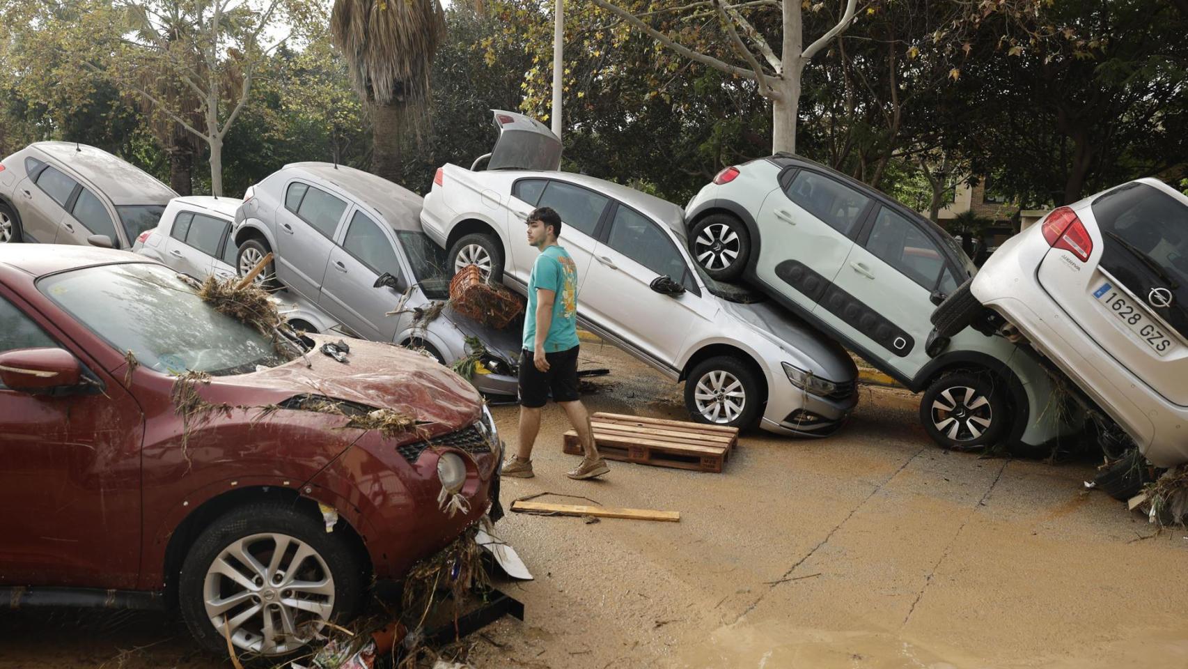 Las consecuencias de la DANA: esto son todos los vuelos cancelados y carreteras cortadas en España