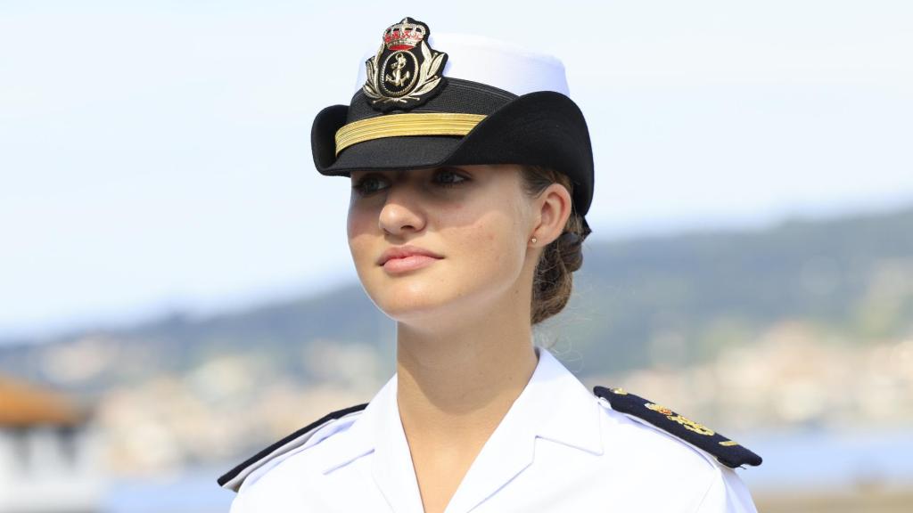 La princesa de Asturias en el buque escuela de la Armada española Juan Sebastián de Elcano.