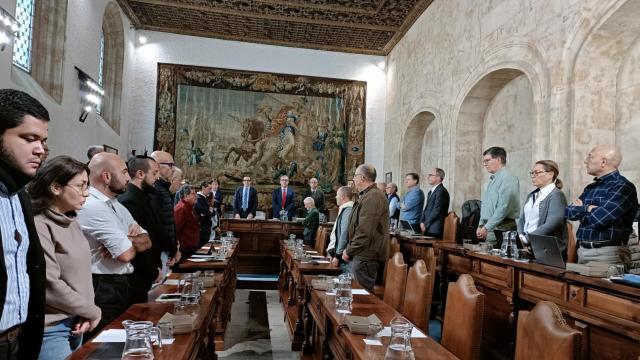 La Universidad de Salamanca celebra Consejo de Gobierno con un minuto de silencio por las víctimas de la DANA