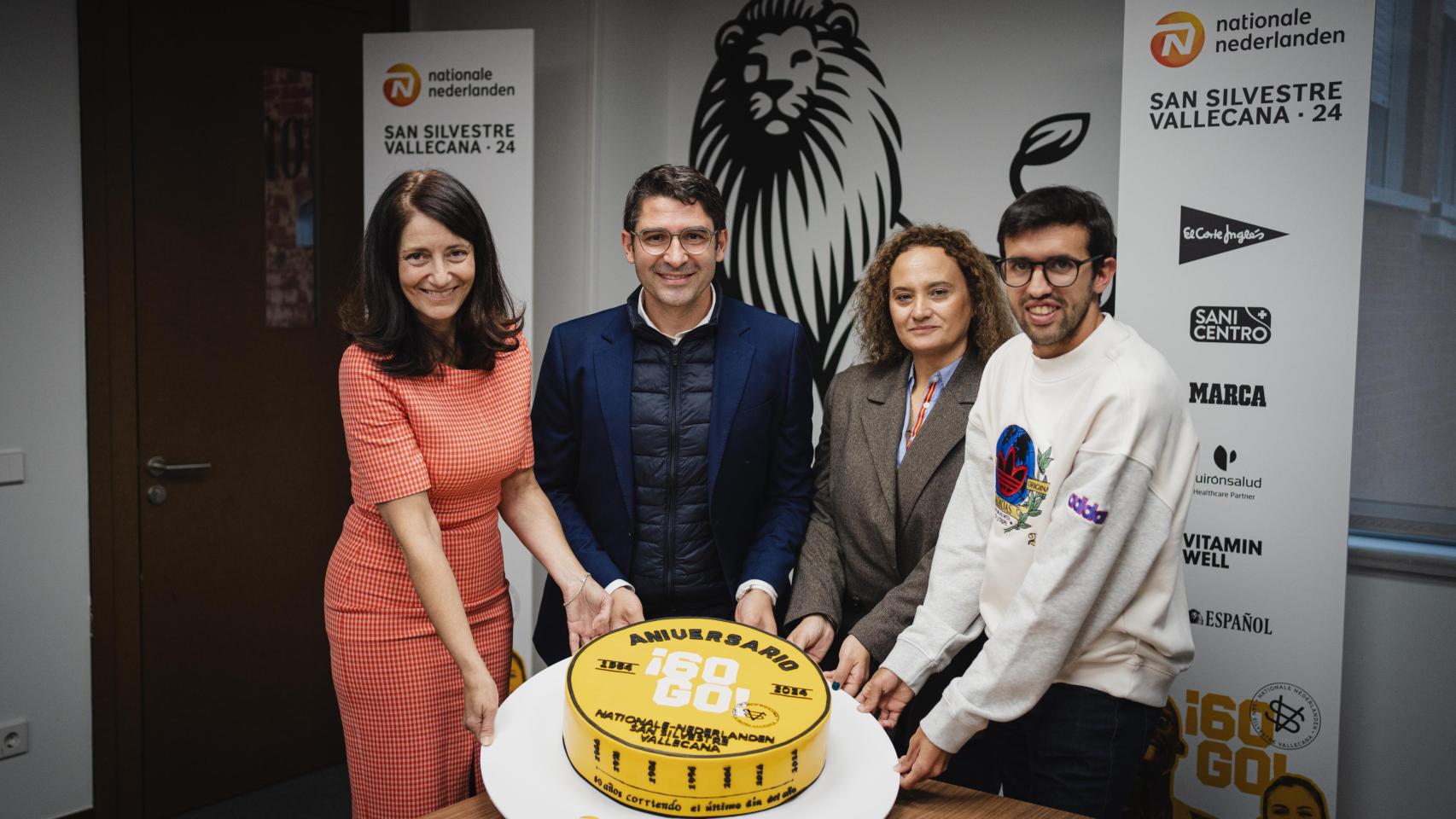 Mamen Vázquez, directora General de EL ESPAÑOL; David Vaquero, subdirector general y director de Tecnología de Nationale-Nederlanden; Patricia Sabugueiro, presidenta de la Agrupación Deportiva San Silvestre Vallecana, y Jesús Ramos, atleta