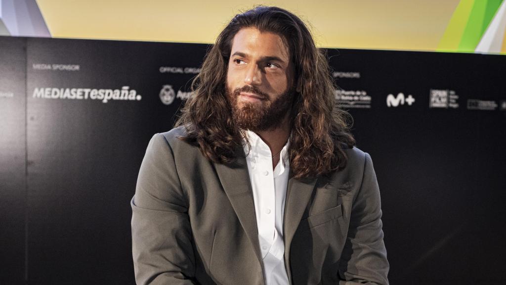 Can Yaman en la rueda de prensa del Premio de Honor del II South International Series Festival.