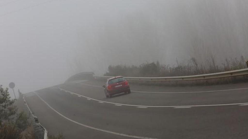 Niebla en las carreteras