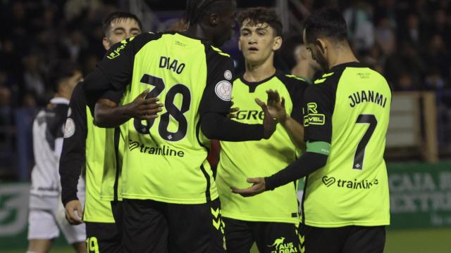 Los jugadores del Real Betis celebran un gol en la primera ronda de la Copa del Rey.