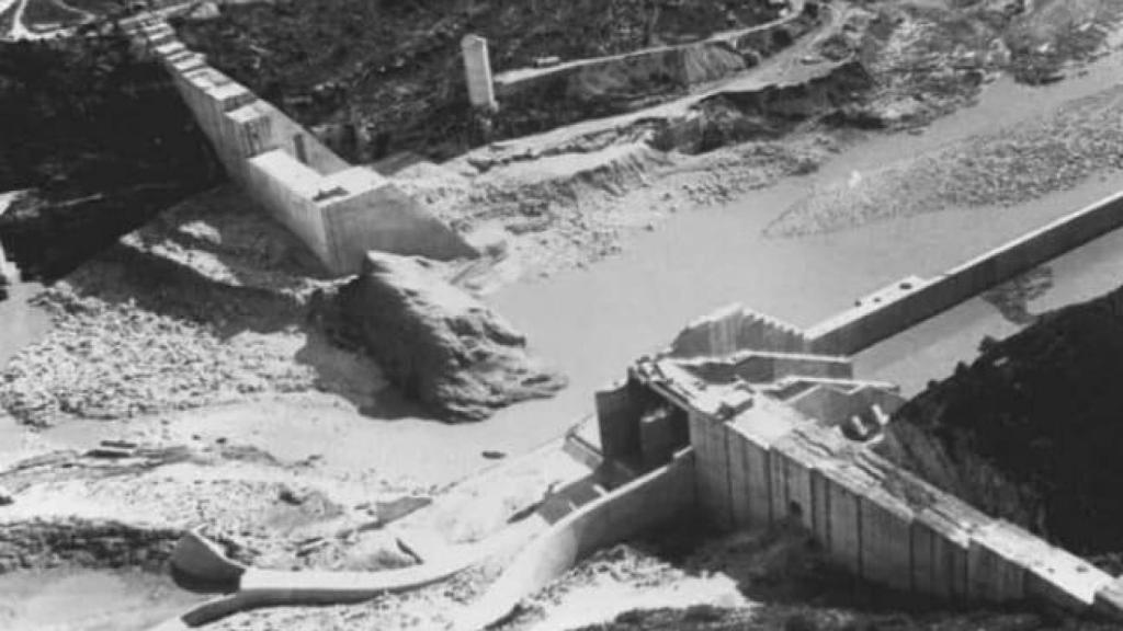 Estado en el que quedó el pantano de Tous el 20 de octubre de 1982 tras el desbordamiento del río Júcar.