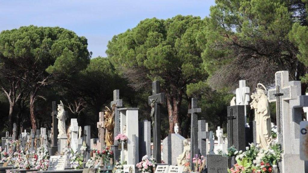 Imagen del cementerio de Puente Duero