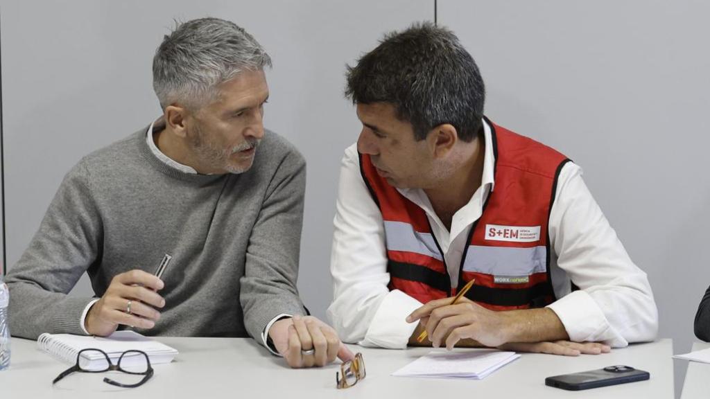 Marlaska y Mazón durante la reunión del Cecopi de esta mañana.