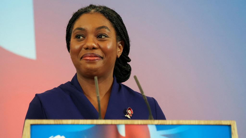 El Partido Conservador británico anuncia su nuevo líder, Kemi Badenoch.