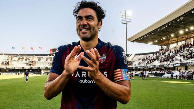 Vicente Iborra en la victoria del Levante ante el Cartagena en liga.