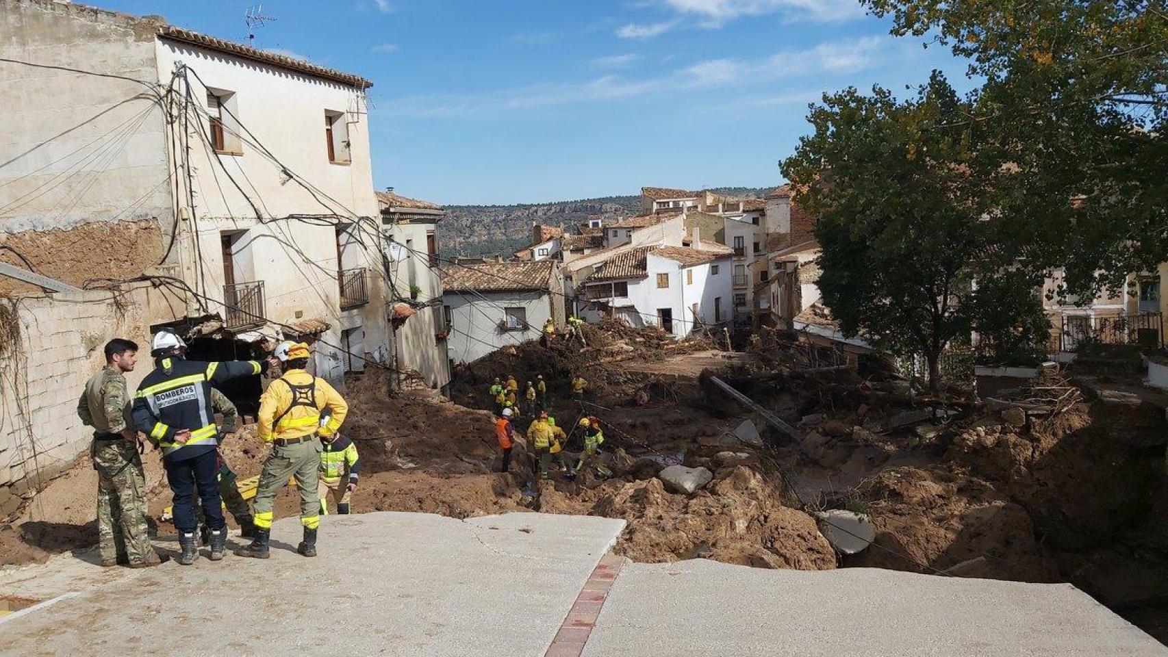 Sigue la búsqueda de los desaparecidos en la localidad albaceteña de Letur.