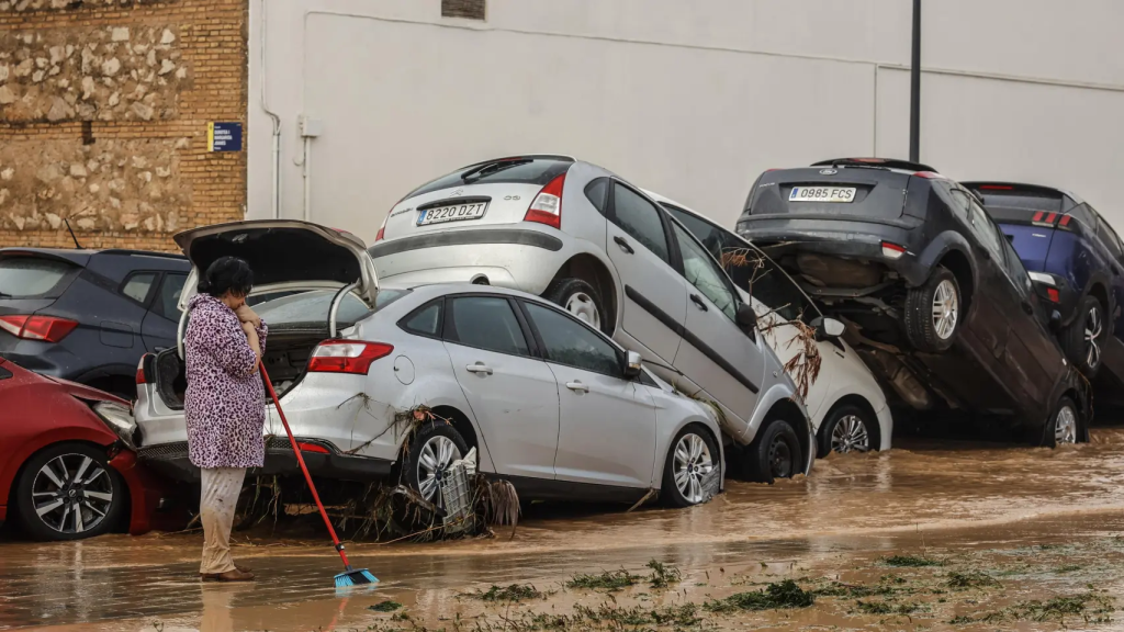 Coches afectados por la DANA.