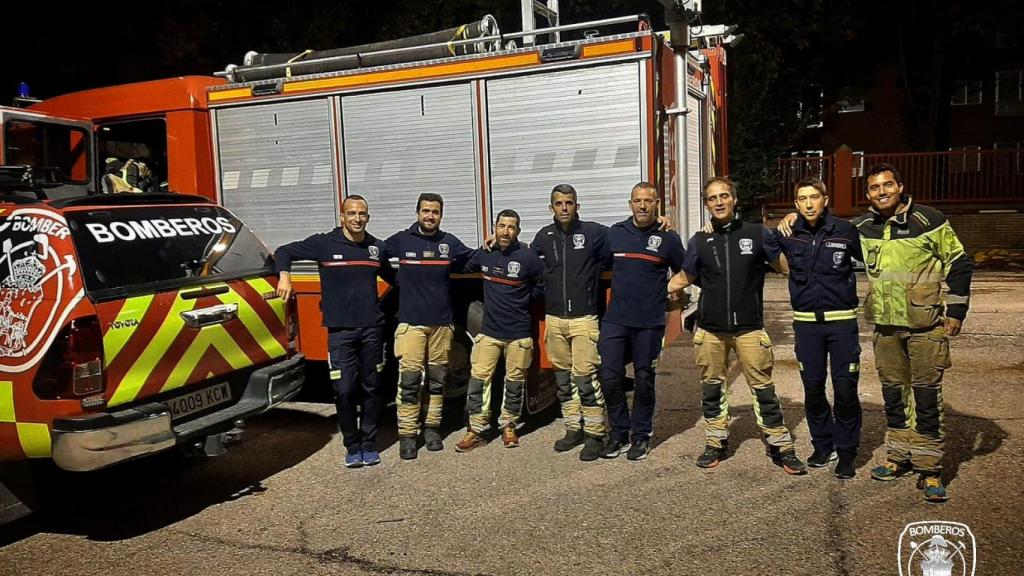 Bomberos de Guadalajara capital que han partido a Valencia.