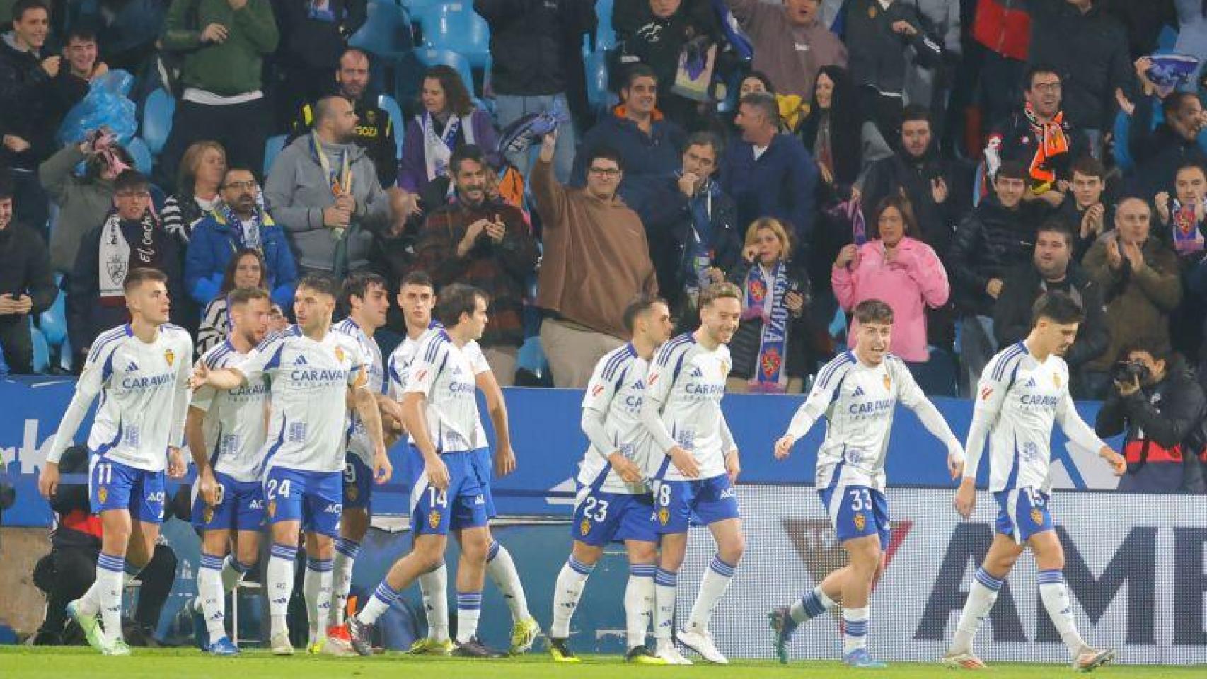 Ascenso directo, el mejor Iván Azón y el registro goleador: el optimismo vuelve al Real Zaragoza antes de El Alcoraz