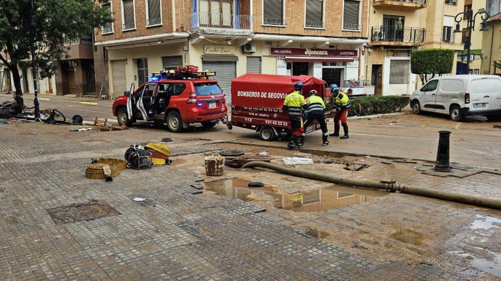 Bomberos de Segovia en Aldaia (Valencia)