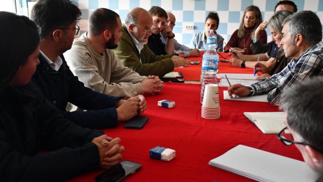 Un momento de la reunión celebrada en Letur.