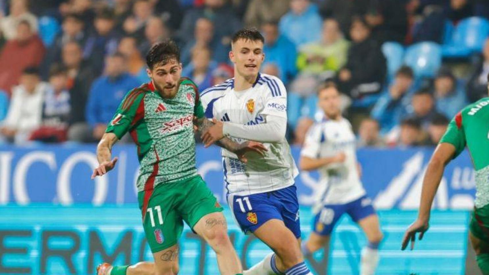 Samed Bazdar en el partido ante el Granada.