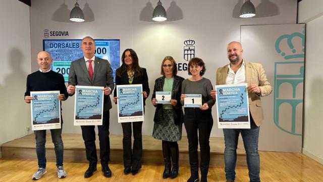 Presentación de la marcha benéfica en Segovia en favor de los afectados por la DANA