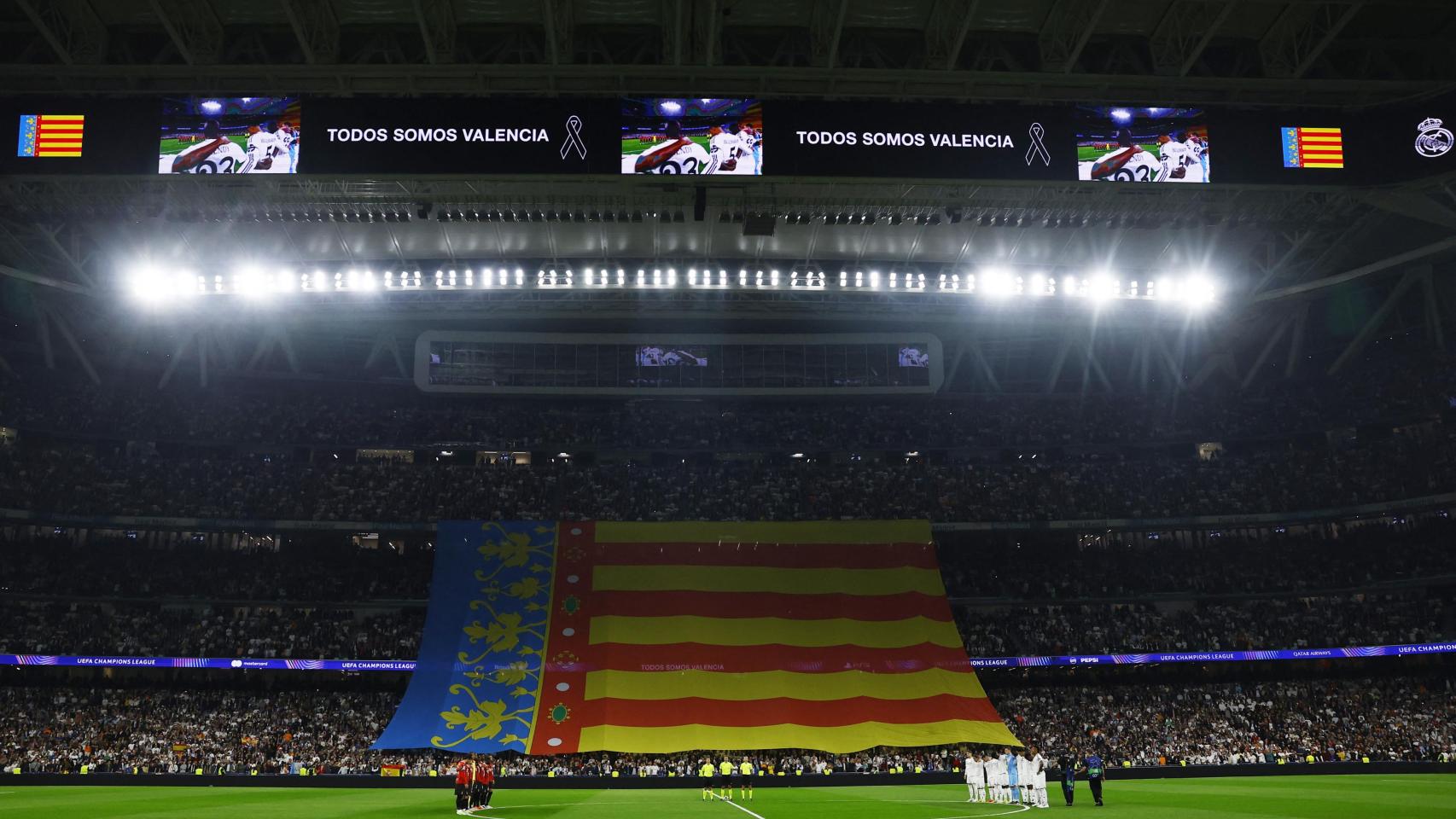 Así fue el homenaje del Bernabéu a los afectados por la DANA en Valencia