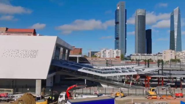 Vista exterior del nuevo vestíbulo de la estación de Chamartín para la alta velocidad.