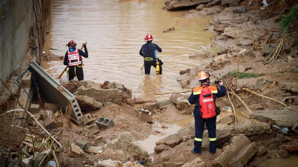 Imágenes del pueblo de Torrent, completamente devastado por la lluvia.