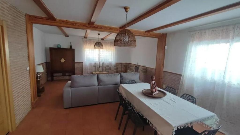 Casa o chalet independiente en venta en Aguaviva por 184.000 euros.